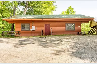 295 Blue Ridge Parkway, Bryson City, NC 28713 - Photo 2