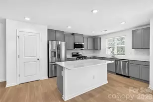 428 Sand Dunes Dr, Kannapolis, NC 28081 - Photo 10