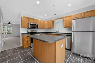 9357 Glenwater Dr, Charlotte, NC 28262 - Photo 4