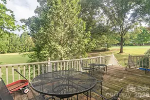 102 Ridgeview Dr, Rutherfordton, NC 28139 - Photo 12