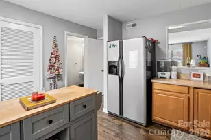 1300 Larchmont Pl, Salisbury, NC 28144 - Photo 4