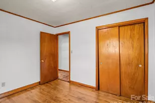 520 Pisgah Dr, Brevard, NC 28712 - Photo 18