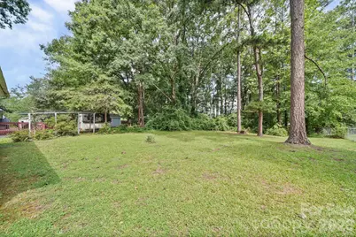 906 E 10th Avenue #5, Gastonia, NC 28054 - Photo 4