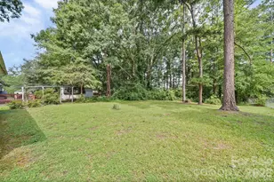 906 E 10th Ave, Gastonia, NC 28054 - Photo 4