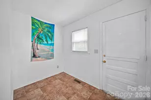 906 E 10th Ave, Gastonia, NC 28054 - Photo 8