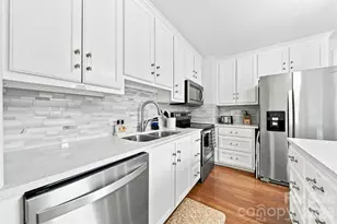 129 33rd St NW, Hickory, NC 28601 - Photo 12
