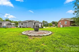 129 33rd St NW, Hickory, NC 28601 - Photo 20