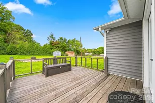 129 33rd St NW, Hickory, NC 28601 - Photo 24