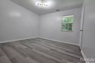 2601 Briar Trail Ct, Matthews, NC 28104 - Photo 2