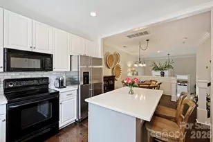4913 S Hill View Dr, Charlotte, NC 28210 - Photo 12