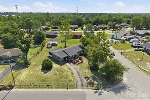 3261 Vardaman Ave, Hope Mills, NC 28348 - Photo 4