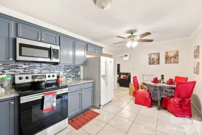 3261 Vardaman Avenue, Hope Mills, NC 28348 - Photo 12