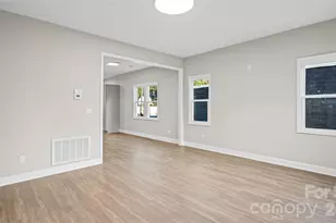 633 Austin St, Albemarle, NC 28001 - Photo 2