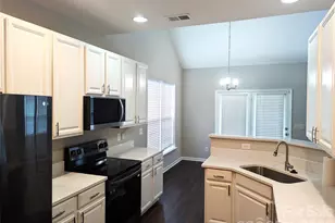 10932 Stone Trail Rd, Charlotte, NC 28213 - Photo 4