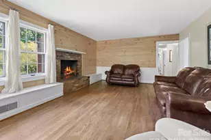 242 N Hills Dr, Hendersonville, NC 28791 - Photo 14