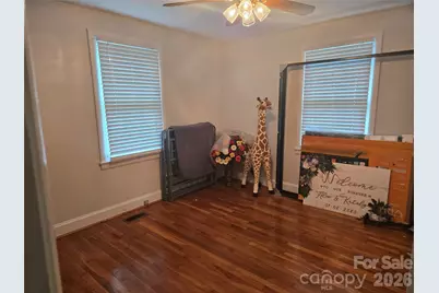 1326 26th Street SW, Hickory, NC 28602 - Photo 24