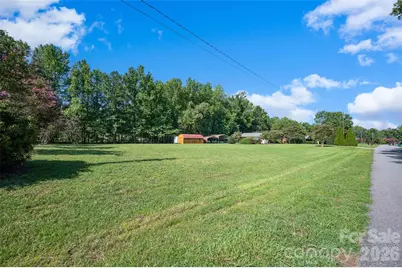 3959 Holly Springs Drive, Newton, NC 28658 - Photo 8