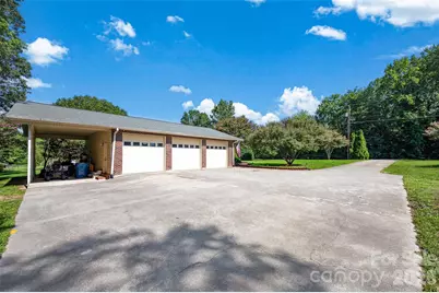 3959 Holly Springs Drive, Newton, NC 28658 - Photo 4