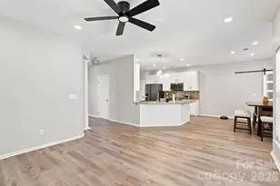11841 Royal Castle Ct, Charlotte, NC 28277 - Photo 16