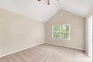 11616 Bowsby Ct, Charlotte, NC 28215 - Photo 4