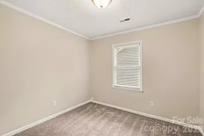 11616 Bowsby Court, Charlotte, NC 28215 - Photo 8
