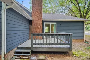 11616 Bowsby Ct, Charlotte, NC 28215 - Photo 14