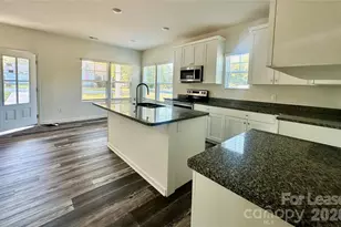 260 Mills Ave, Troutman, NC 28166 - Photo 8