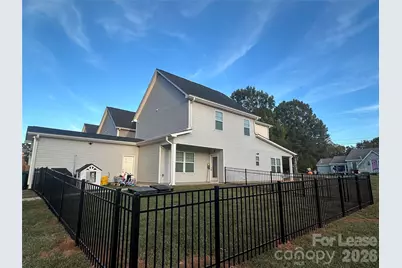 260 Mills Avenue, Troutman, NC 28166 - Photo 4