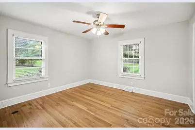 704 1st Avenue Place NE, Conover, NC 28613 - Photo 12
