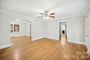 704 1st Ave Pl NE, Conover, NC 28613 - Photo 4