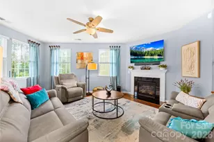 13522 Hyperion Hills Ln, Charlotte, NC 28278 - Photo 6