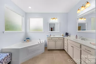 13522 Hyperion Hills Lane, Charlotte, NC 28278 - Photo 18