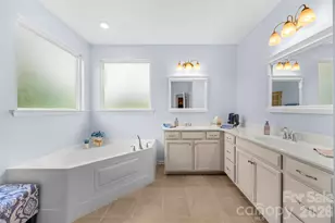 13522 Hyperion Hills Ln, Charlotte, NC 28278 - Photo 18