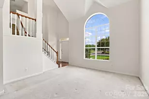 11215 Longhedge Ln, Charlotte, NC 28273 - Photo 6