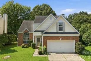 11215 Longhedge Ln, Charlotte, NC 28273 - Photo 2