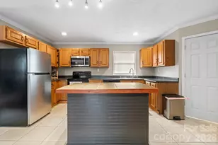540 Duncan Creek Rd, Fletcher, NC 28732 - Photo 14