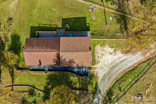 540 Duncan Creek Rd, Fletcher, NC 28732 - Photo 4