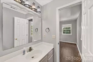 3220 Selwyn Farms Ln, Charlotte, NC 28209 - Photo 18