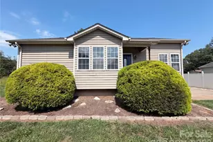121 Driftwood Dr, Mooresville, NC 28117 - Photo 1