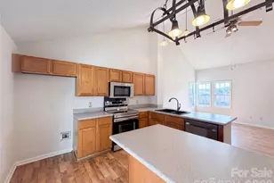 121 Driftwood Dr, Mooresville, NC 28117 - Photo 4