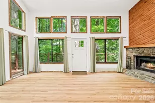 48 Gold Finch Ln, Maggie Valley, NC 28751 - Photo 2