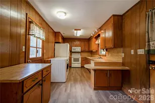 100 Sherwood Dr, Shelby, NC 28150 - Photo 10