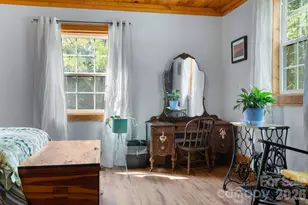 636 N Trade St, Tryon, NC 28782 - Photo 14