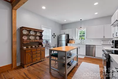 636 N Trade Street, Tryon, NC 28782 - Photo 6
