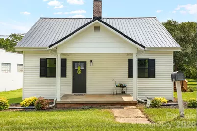 636 N Trade Street, Tryon, NC 28782 - Photo 2