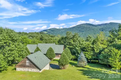 525 Schoolhouse Ridge, Boone, NC 28607 - Photo 2