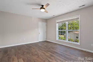 237 Camelot Dr, Waynesville, NC 28786 - Photo 4