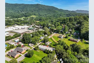 237 Camelot Drive #B, Waynesville, NC 28786 - Photo 22