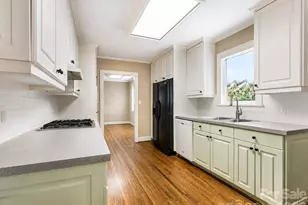 646 Marsh Rd, Charlotte, NC 28209 - Photo 12