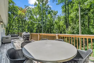 180 Ridgeview Dr, Hendersonville, NC 28792 - Photo 18